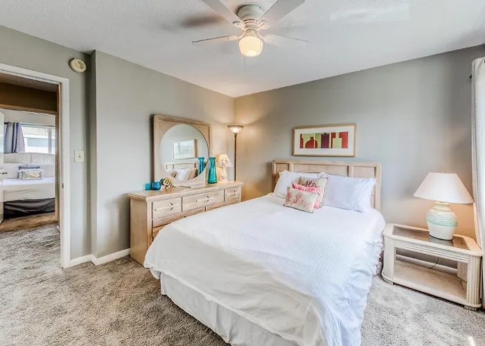 Southbay 34 Beach Access 3 Bedroom Townhome